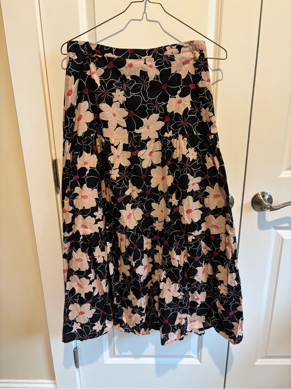 Who What Wear Black Floral Tiered Maxi Skirt with Cream and Pink Accents